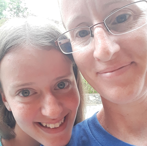 Meet your Posher, Linda - Picture 2 of 4